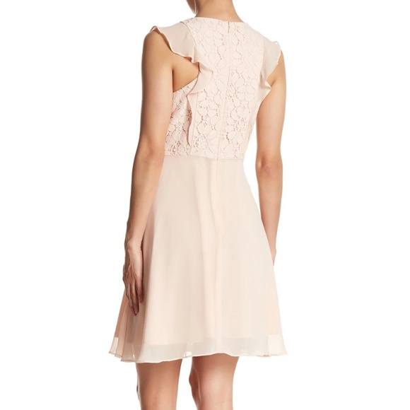 Nanette floral lace jewel a-line dress in Bellini fizz size 8 - Picture 2 of 3